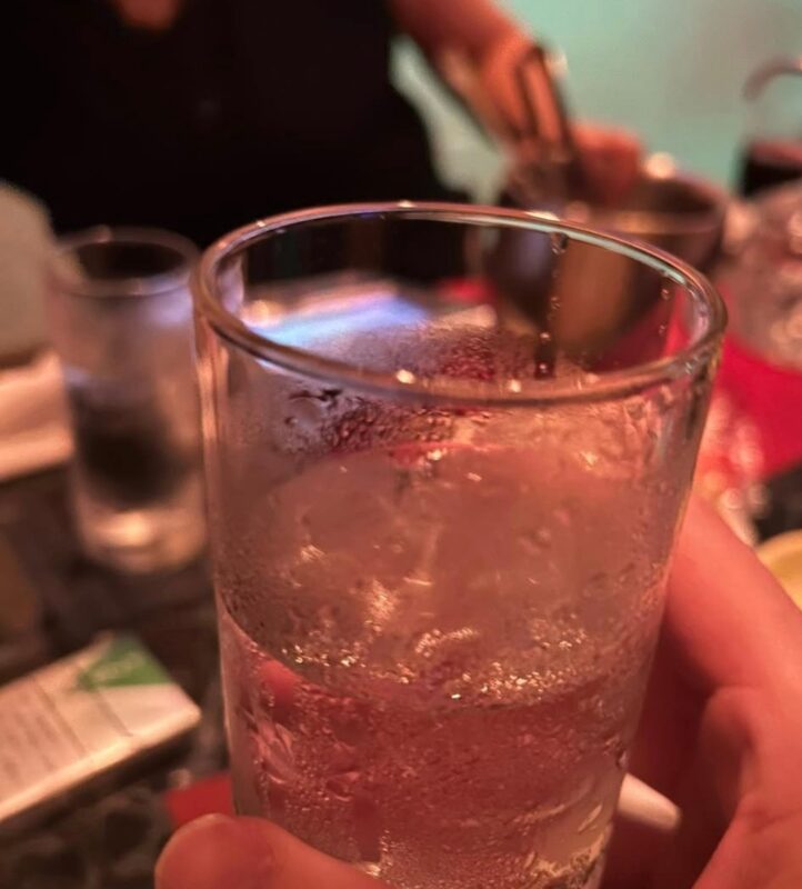 ひとときの癒やし、至福の一杯とおつまみでリフレッシュ